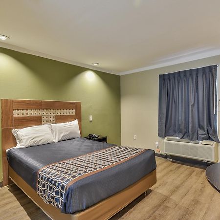 رالي Budgetel Inn And Suites المظهر الخارجي الصورة